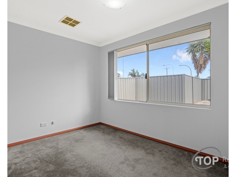 2 Elliot Place, Thornlie WA 6108
