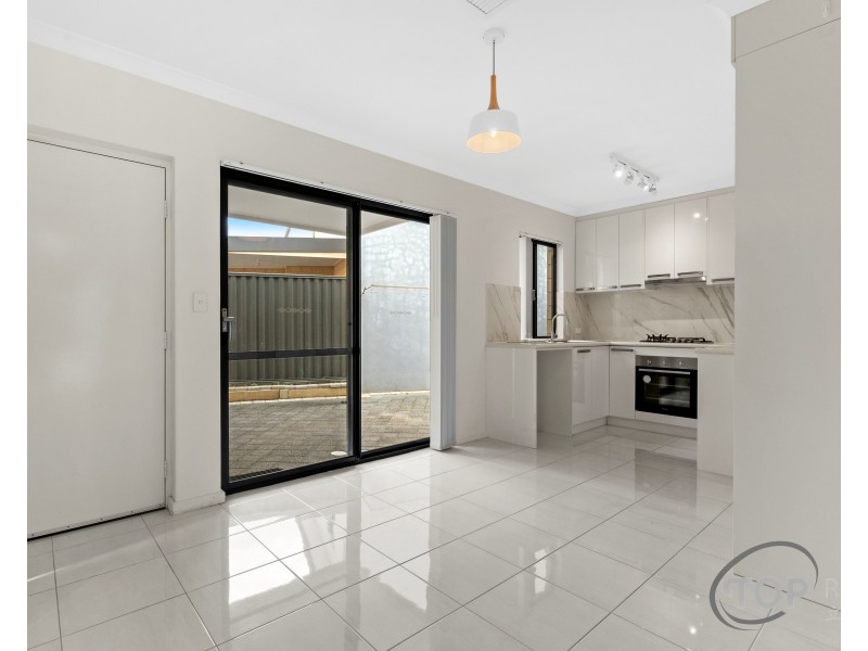 11/22 Rinaldo Crescent, Coolbellup WA 6163