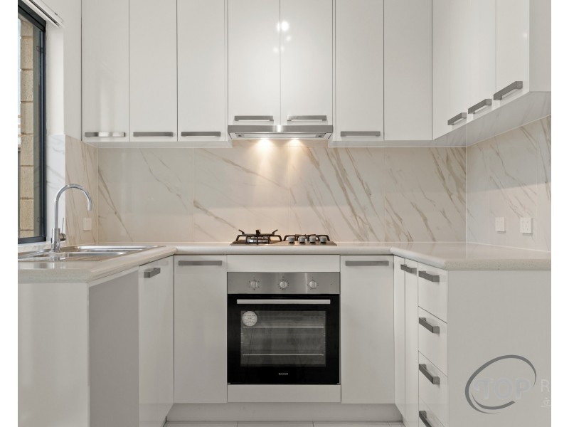 11/22 Rinaldo Crescent, Coolbellup WA 6163