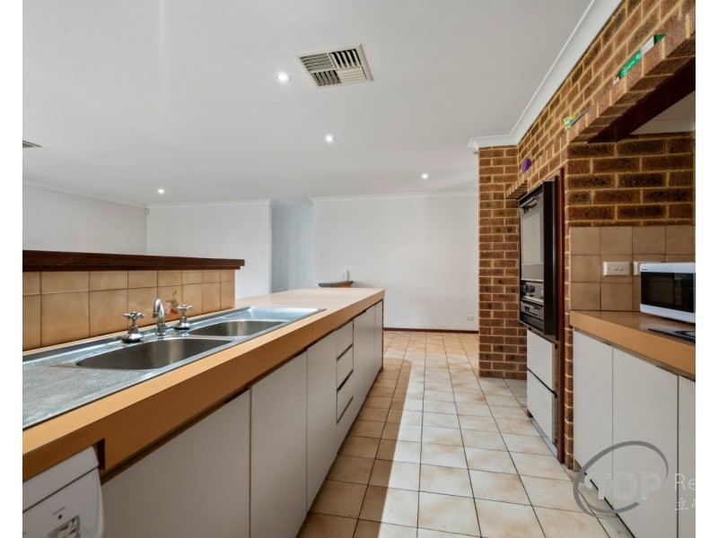 25 Hawford Way, Willetton WA 6155