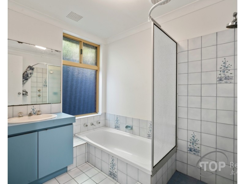 25 Hawford Way, Willetton WA 6155