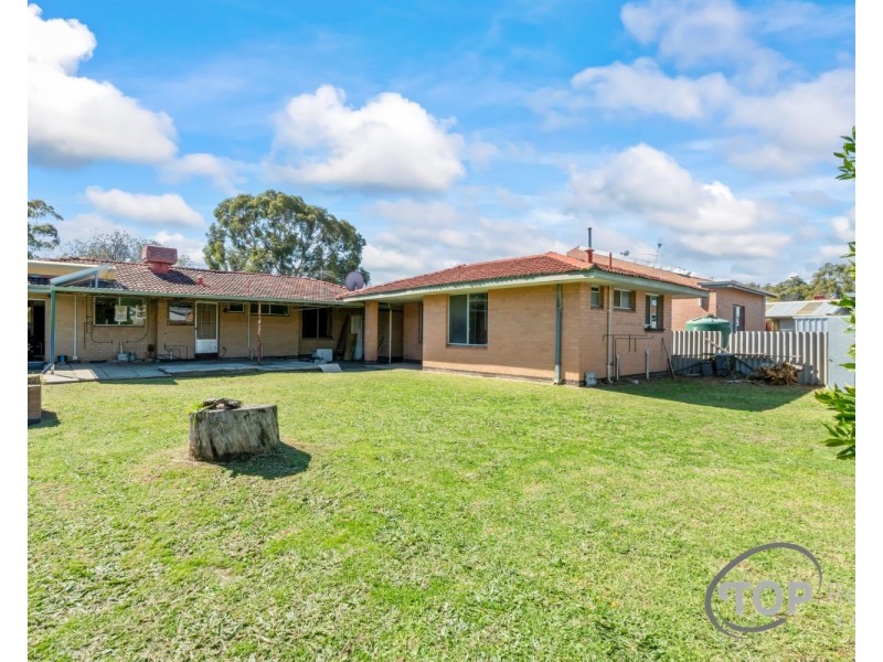 4 Gledhill Way, Wilson WA 6107