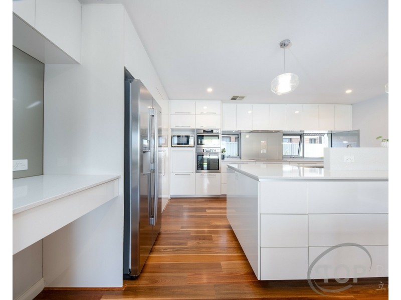 2 Moore Place, Willetton WA 6155
