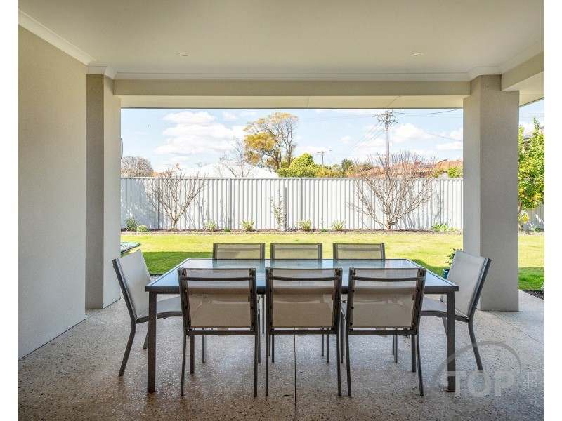 2 Moore Place, Willetton WA 6155