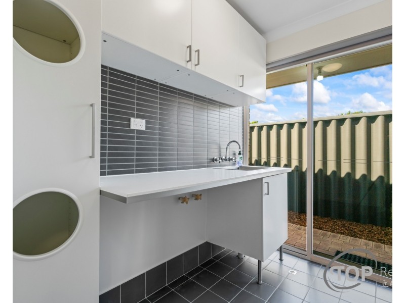 8B Bungaree Road, Wilson WA 6107