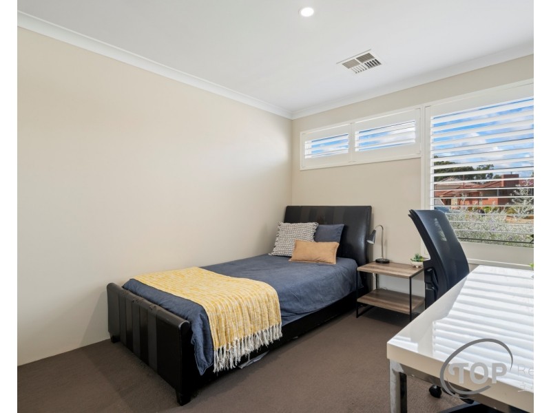 12A Vesta Crescent, Shelley WA 6148