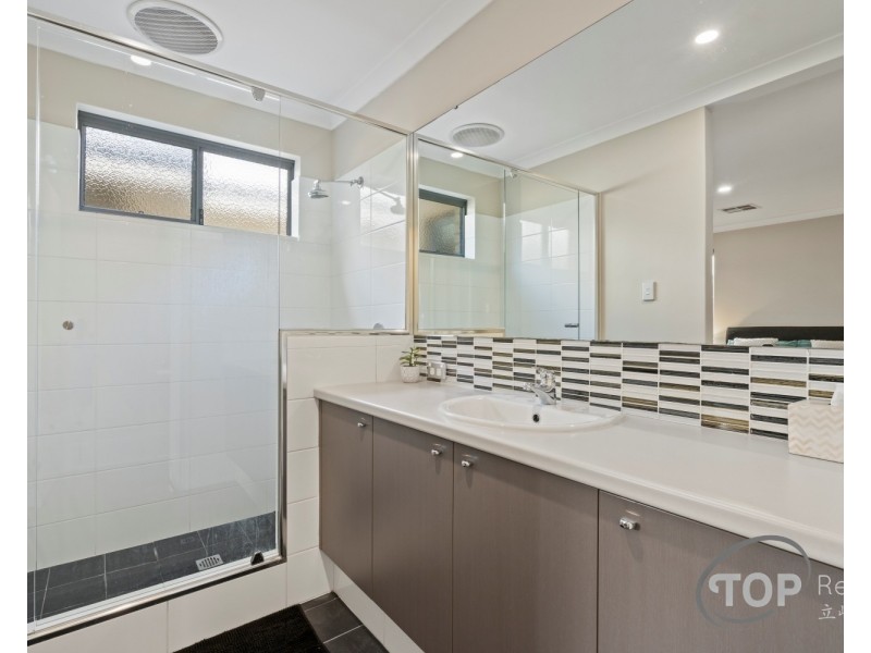 12A Vesta Crescent, Shelley WA 6148