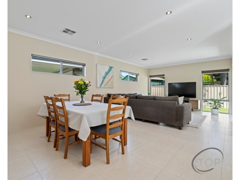 12A Vesta Crescent, Shelley WA 6148