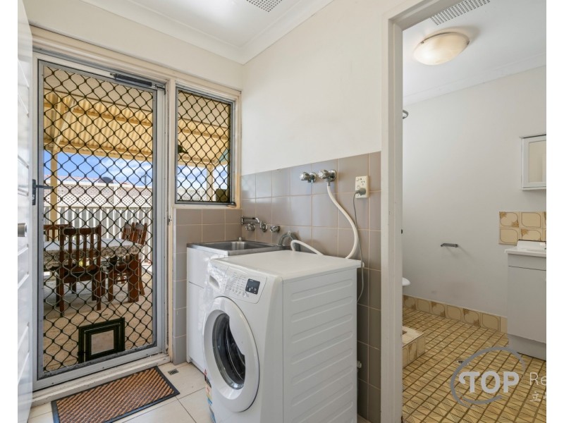 Unit 1/7 Caird Place, Parkwood WA 6147