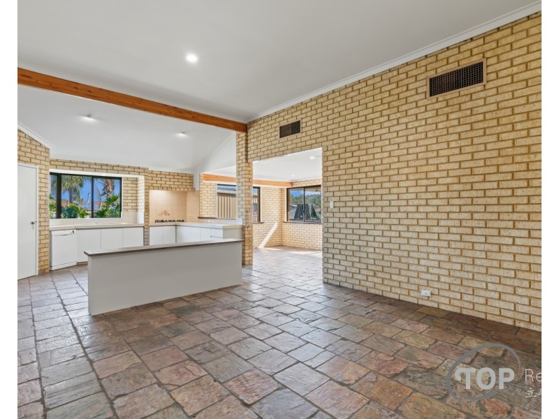 6 Brice Close, Leeming WA 6149