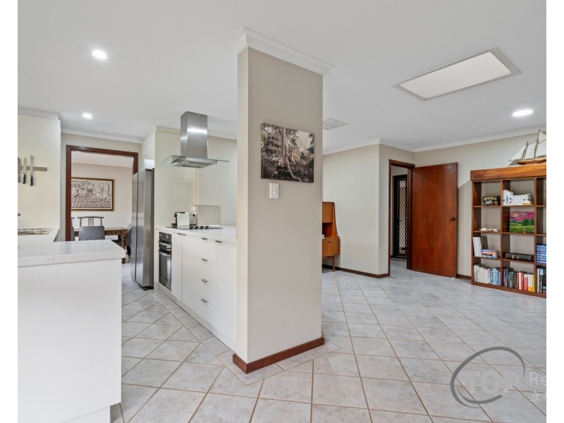 5 Pearson Crescent, Bull Creek WA 6149