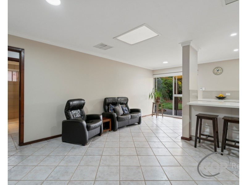 5 Pearson Crescent, Bull Creek WA 6149