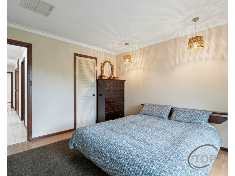 5 Pearson Crescent, Bull Creek WA 6149