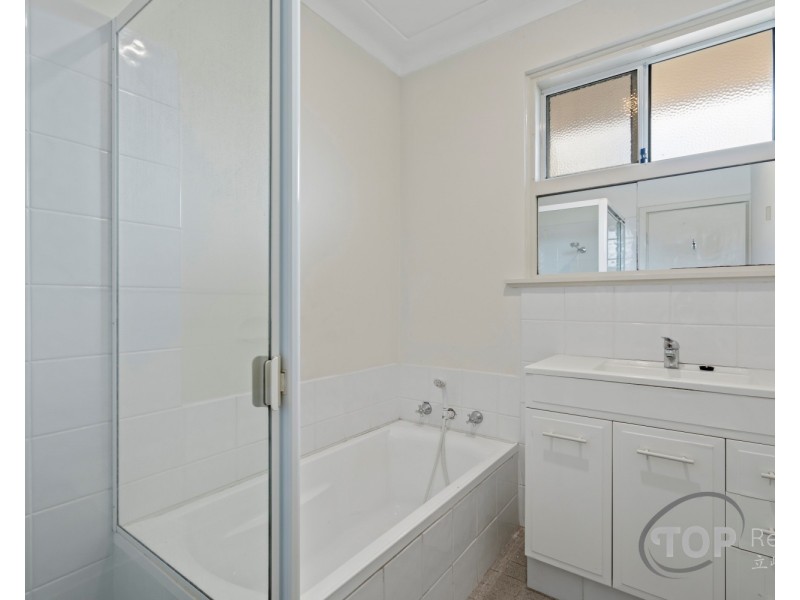 3 Elbe Court, Riverton WA 6148