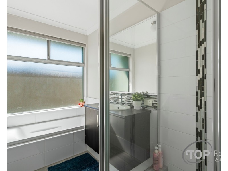 Unit 1/12 Henderson Place, High Wycombe WA 6057
