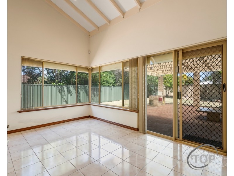 9 Watson Hill, Winthrop WA 6150