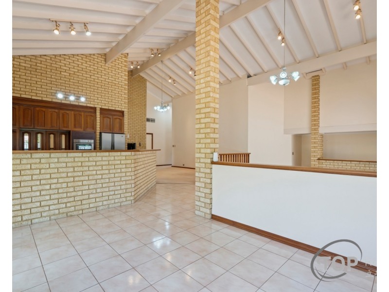 9 Watson Hill, Winthrop WA 6150