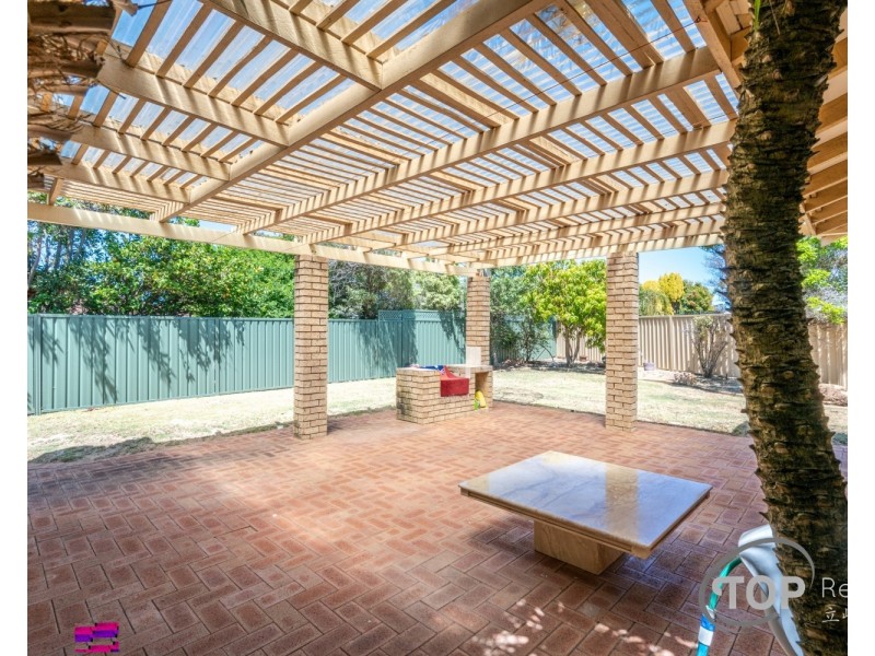 9 Watson Hill, Winthrop WA 6150