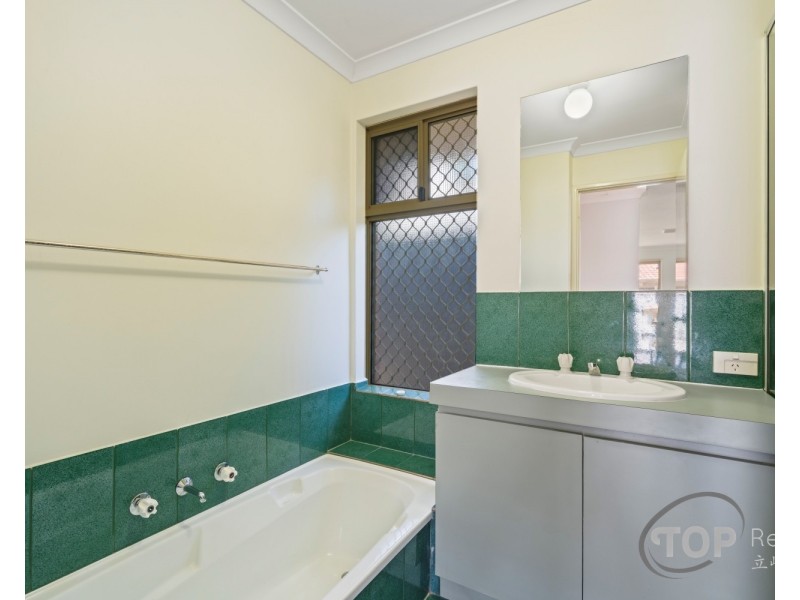 24 Carmody Court, Bull Creek WA 6149