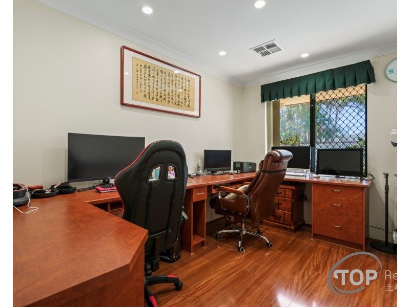 75 Chancery Crescent, Willetton WA 6155