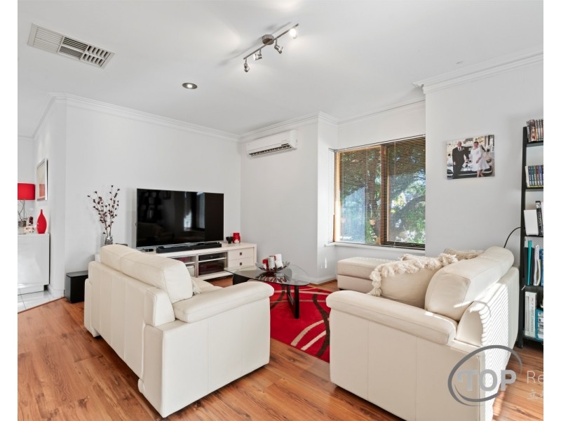 2 Hermes Street, Riverton WA 6148