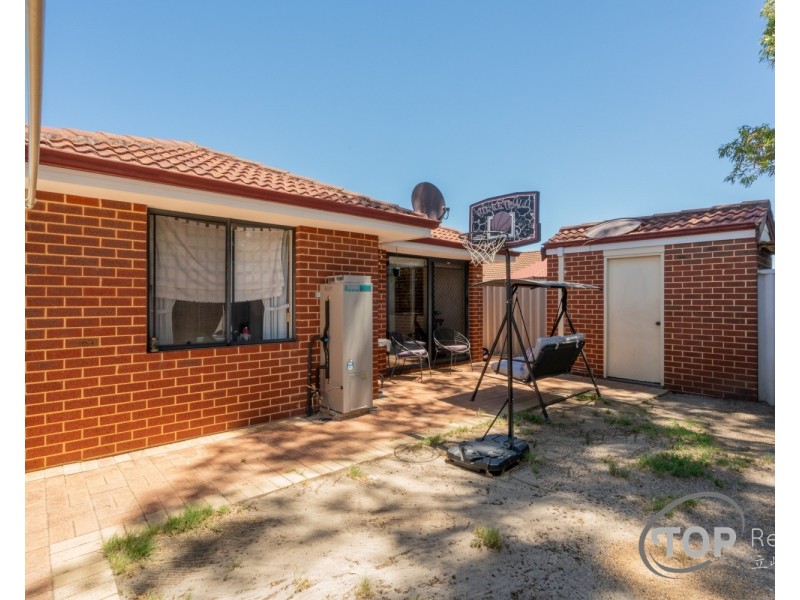 Unit 18/268-272 Wharf Street, Queens Park WA 6107