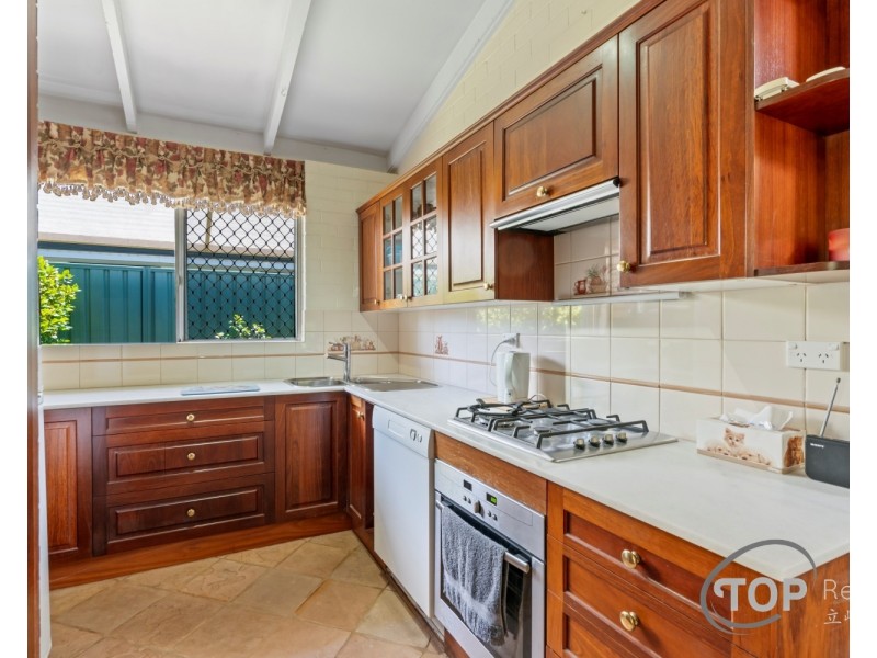 49 Benningfield Rd, Bull Creek WA 6149