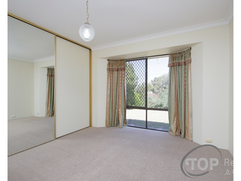 98 Burrendah Boulevard, Willetton WA 6155