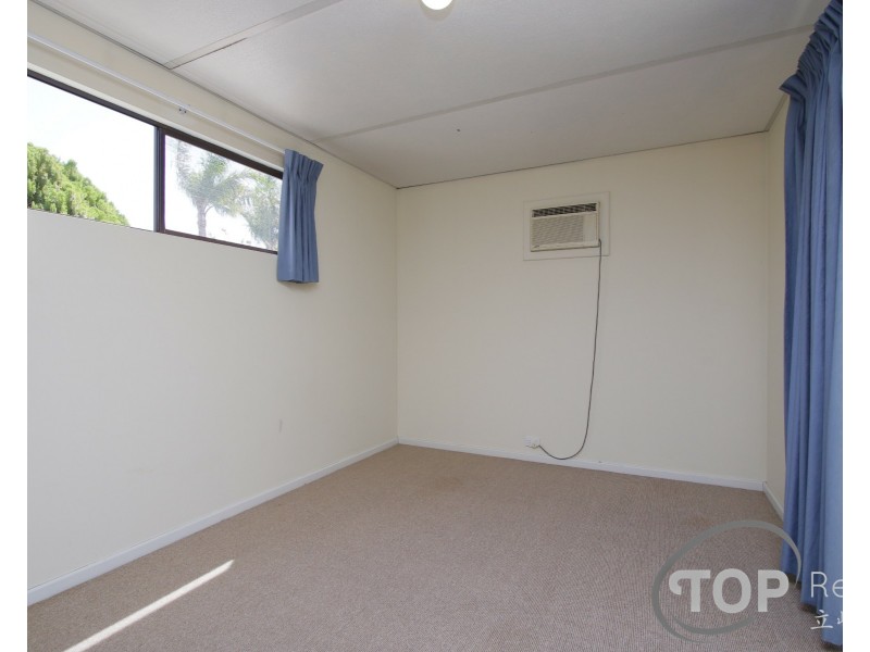 98 Burrendah Boulevard, Willetton WA 6155