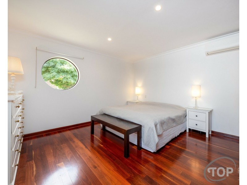 4 Webb Street, Rossmoyne WA 6148