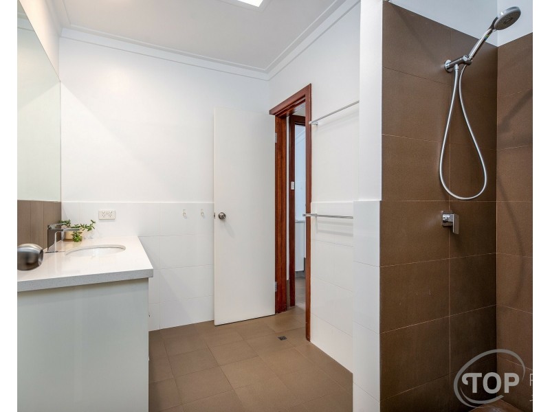 4 Webb Street, Rossmoyne WA 6148