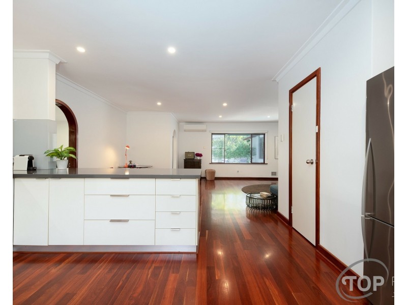 4 Webb Street, Rossmoyne WA 6148