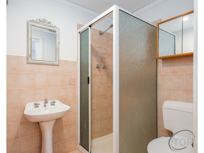 4 Webb Street, Rossmoyne WA 6148