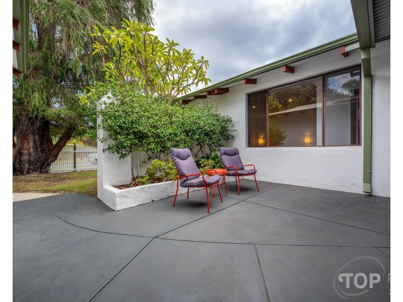 4 Webb Street, Rossmoyne WA 6148
