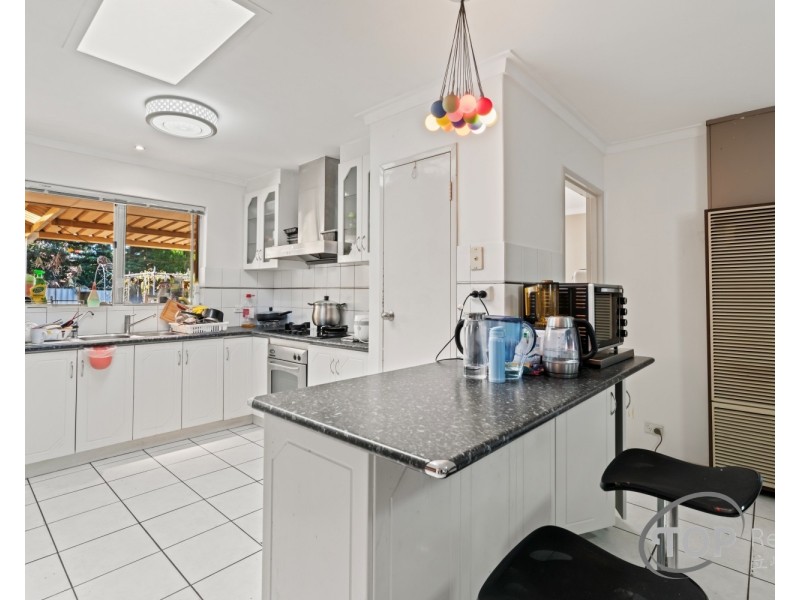 11 Janter Close, Willetton WA 6155