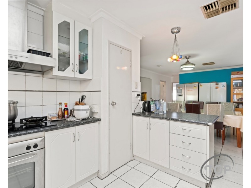 11 Janter Close, Willetton WA 6155