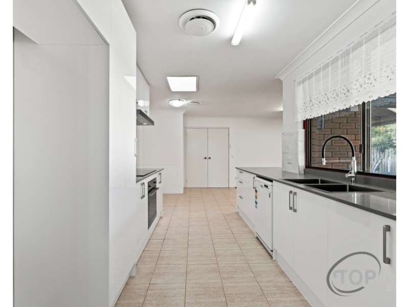 12 Tilston Close, Willetton WA 6155
