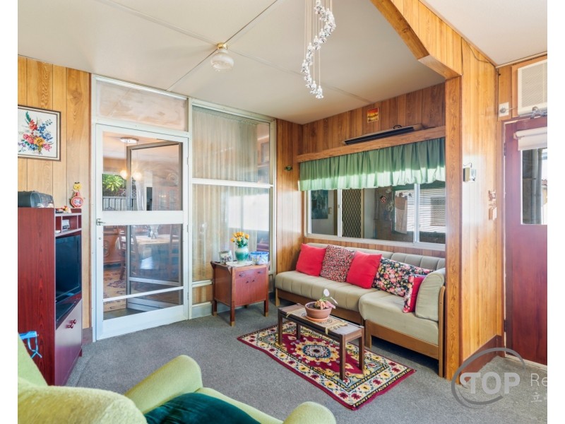 272 Fisher Street, Cloverdale WA 6105