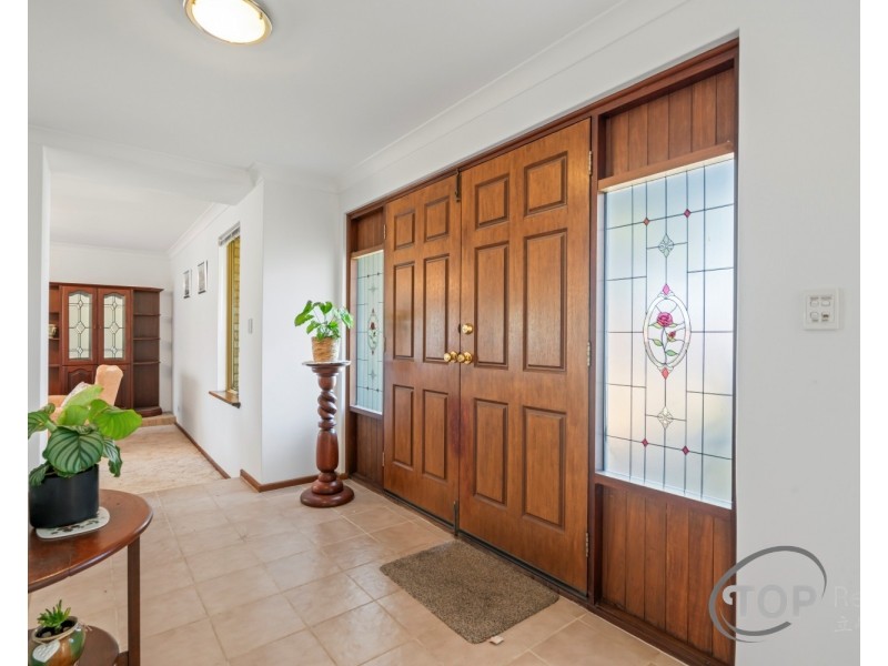 4 Harcourt Place, Bull Creek WA 6149