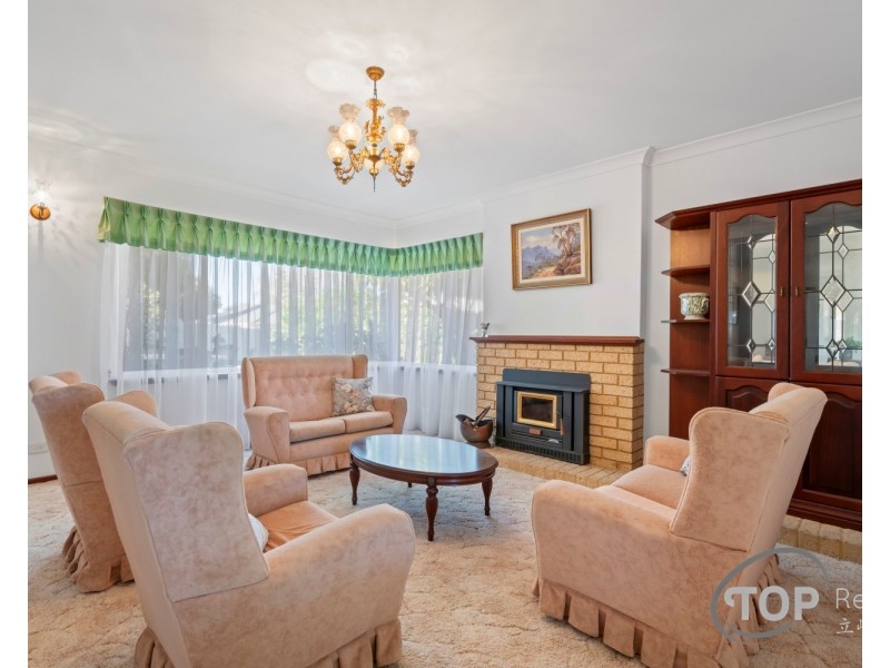 4 Harcourt Place, Bull Creek WA 6149