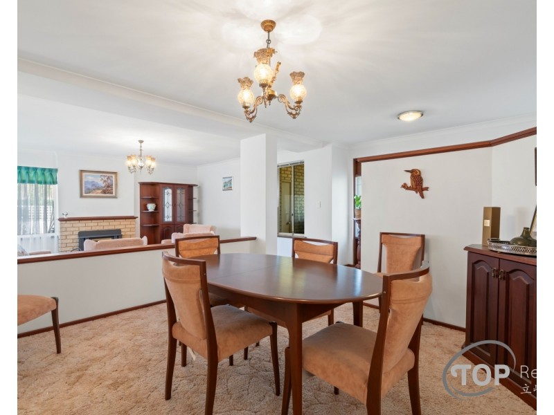 4 Harcourt Place, Bull Creek WA 6149