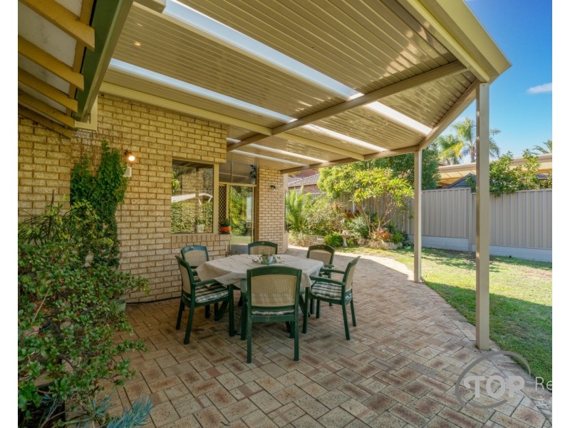 4 Harcourt Place, Bull Creek WA 6149