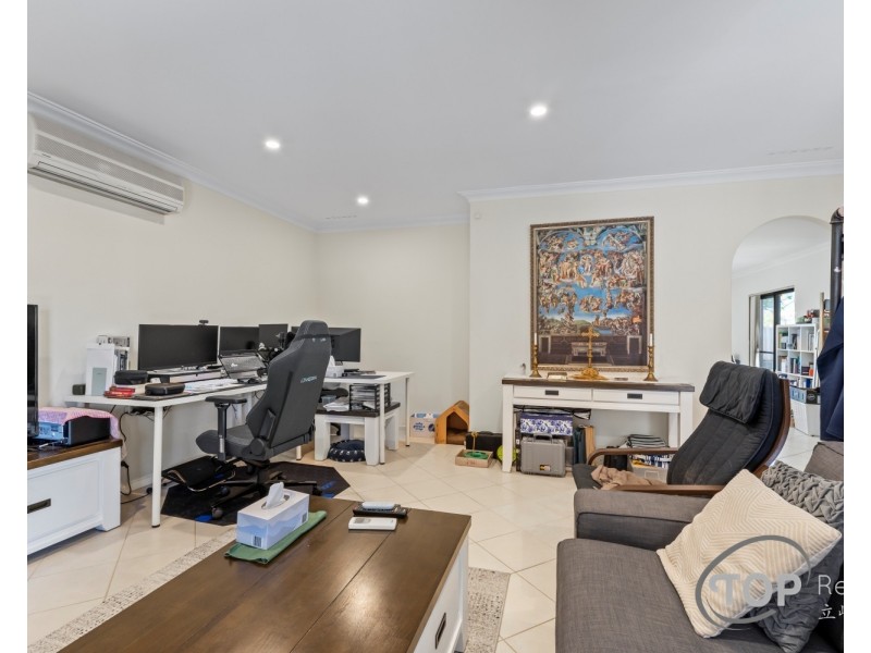 27 Endeavour Avenue, Bull Creek WA 6149