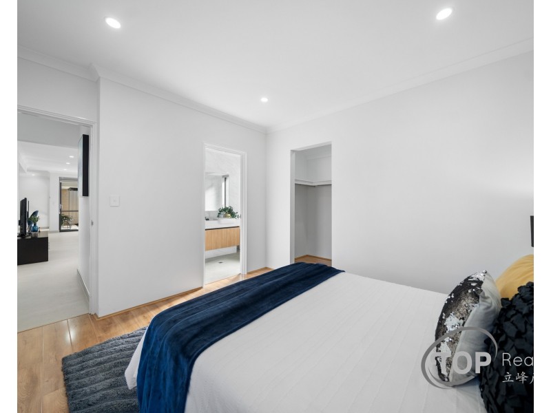 64D Corbel St, Shelley WA 6148