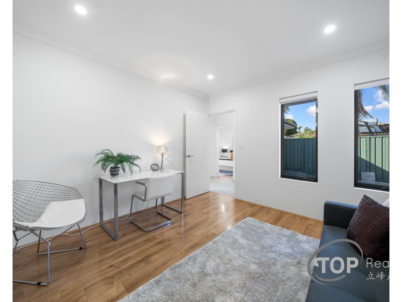 64D Corbel St, Shelley WA 6148