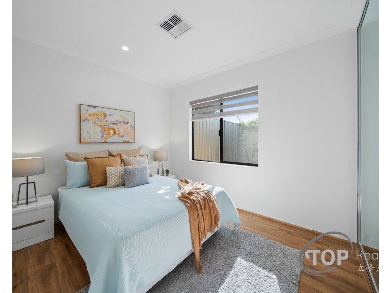 64D Corbel St, Shelley WA 6148