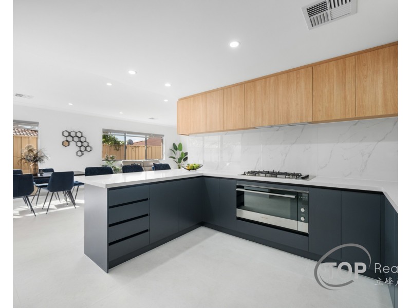 64D Corbel St, Shelley WA 6148