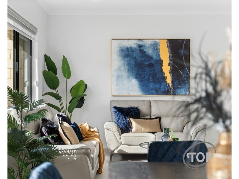 64D Corbel St, Shelley WA 6148