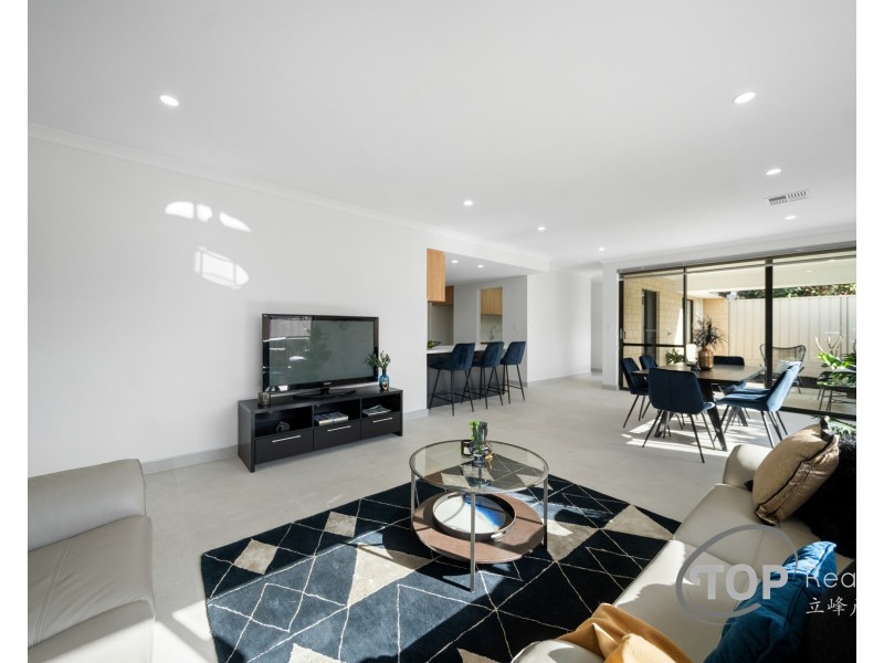 64D Corbel St, Shelley WA 6148