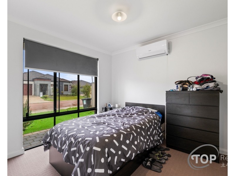 52 Warrilow Loop, Canning Vale WA 6155